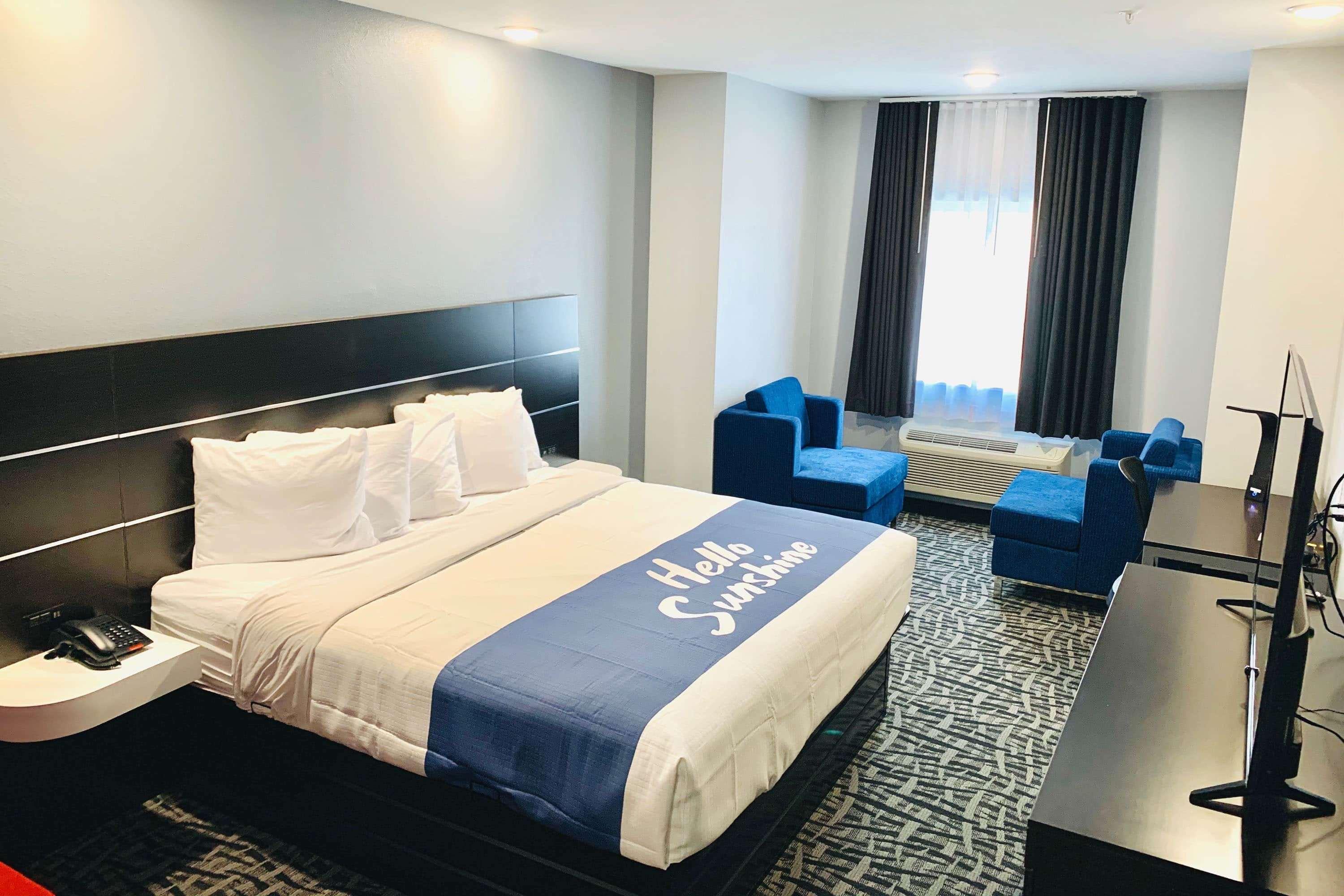 Days Inn & Suites By Wyndham Horn Lake - Memphis Graceland מראה חיצוני תמונה