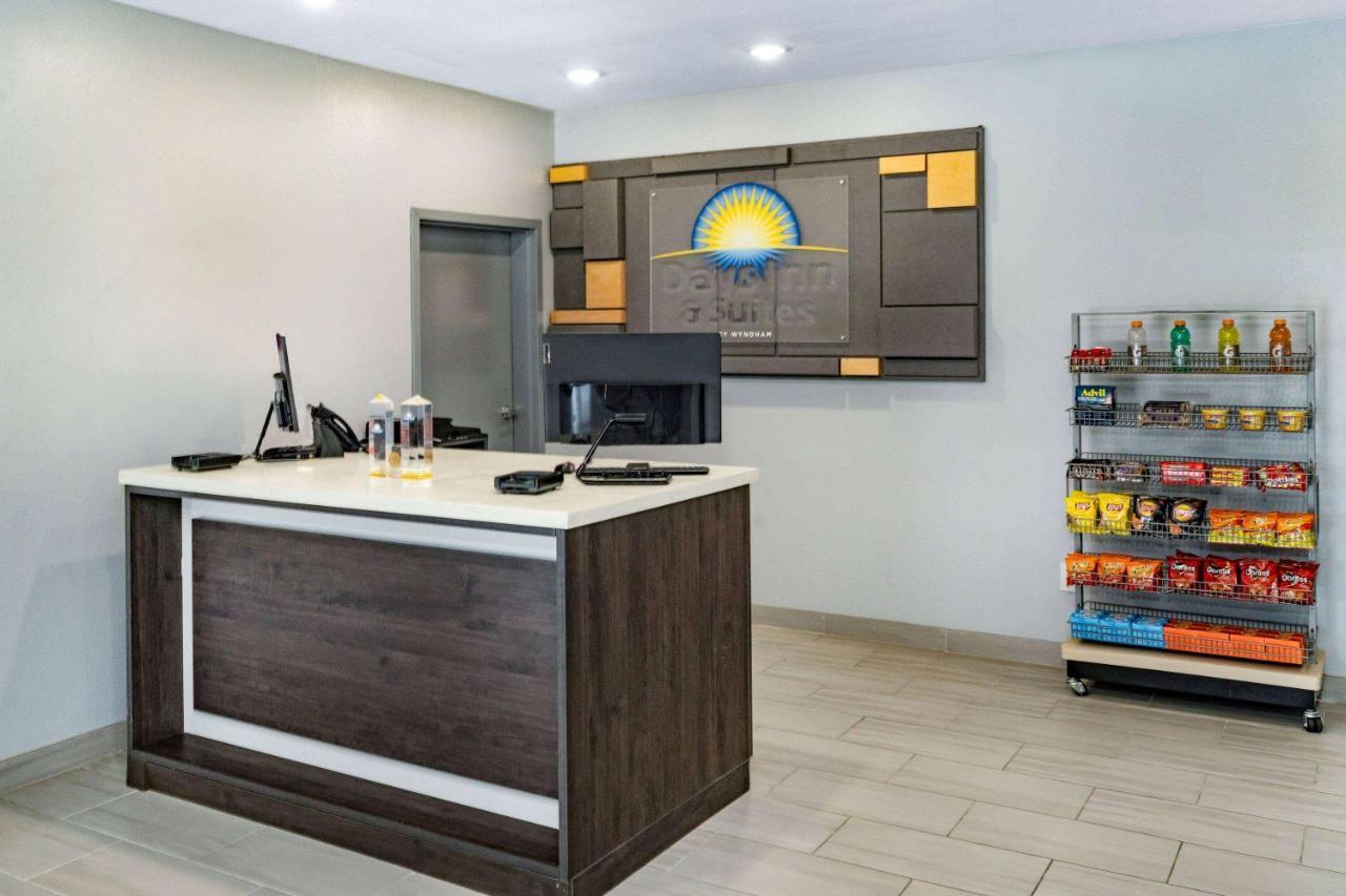 Days Inn & Suites By Wyndham Horn Lake - Memphis Graceland מראה חיצוני תמונה
