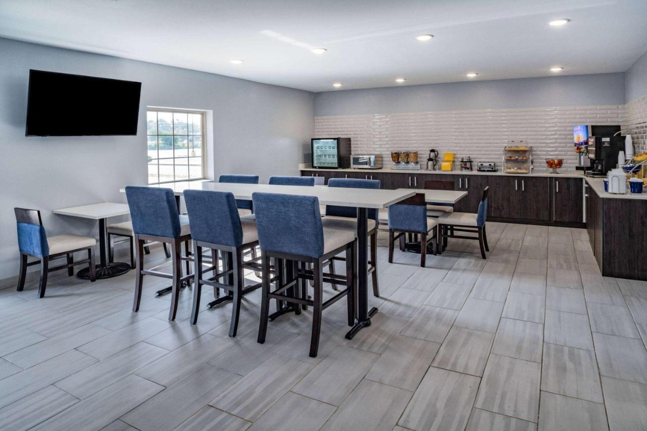 Days Inn & Suites By Wyndham Horn Lake - Memphis Graceland מראה חיצוני תמונה